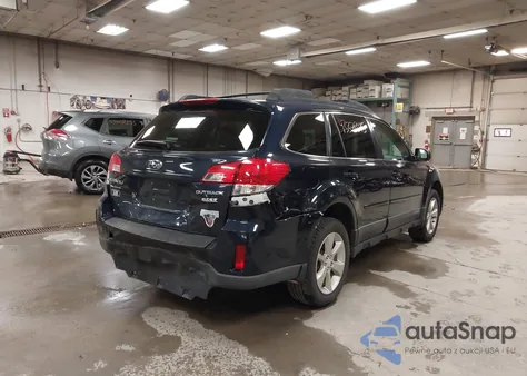 2013 Subaru Outback 2.5I Premium z USA, uszkodzony, nr VIN 4S4BRBCCXD3284494